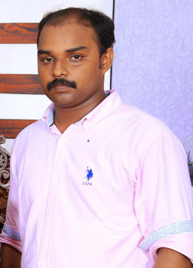 AKHIL I